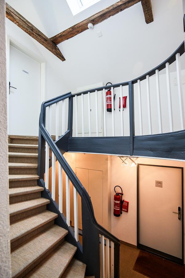 Aparthotel Hine Adon Fribourg Bagian luar foto