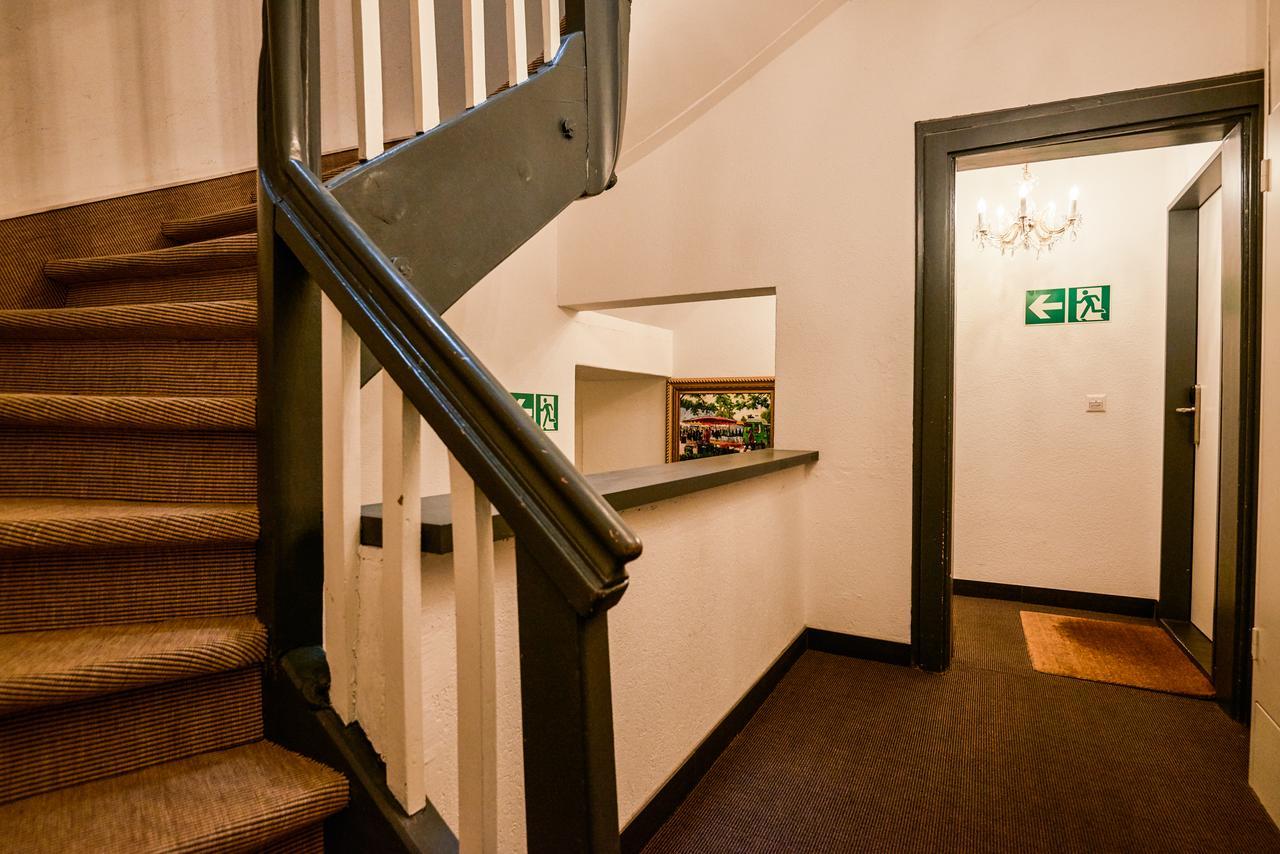 Aparthotel Hine Adon Fribourg Bagian luar foto