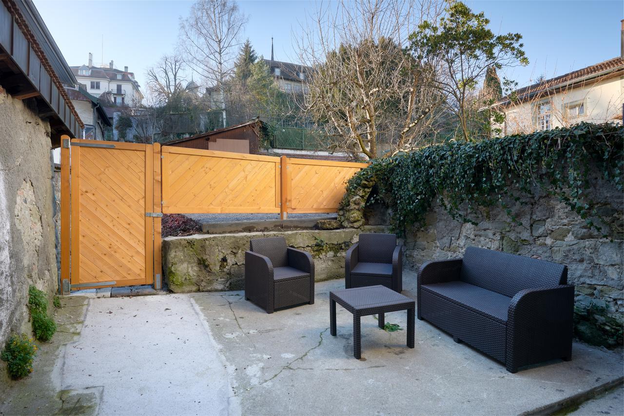 Aparthotel Hine Adon Fribourg Bagian luar foto