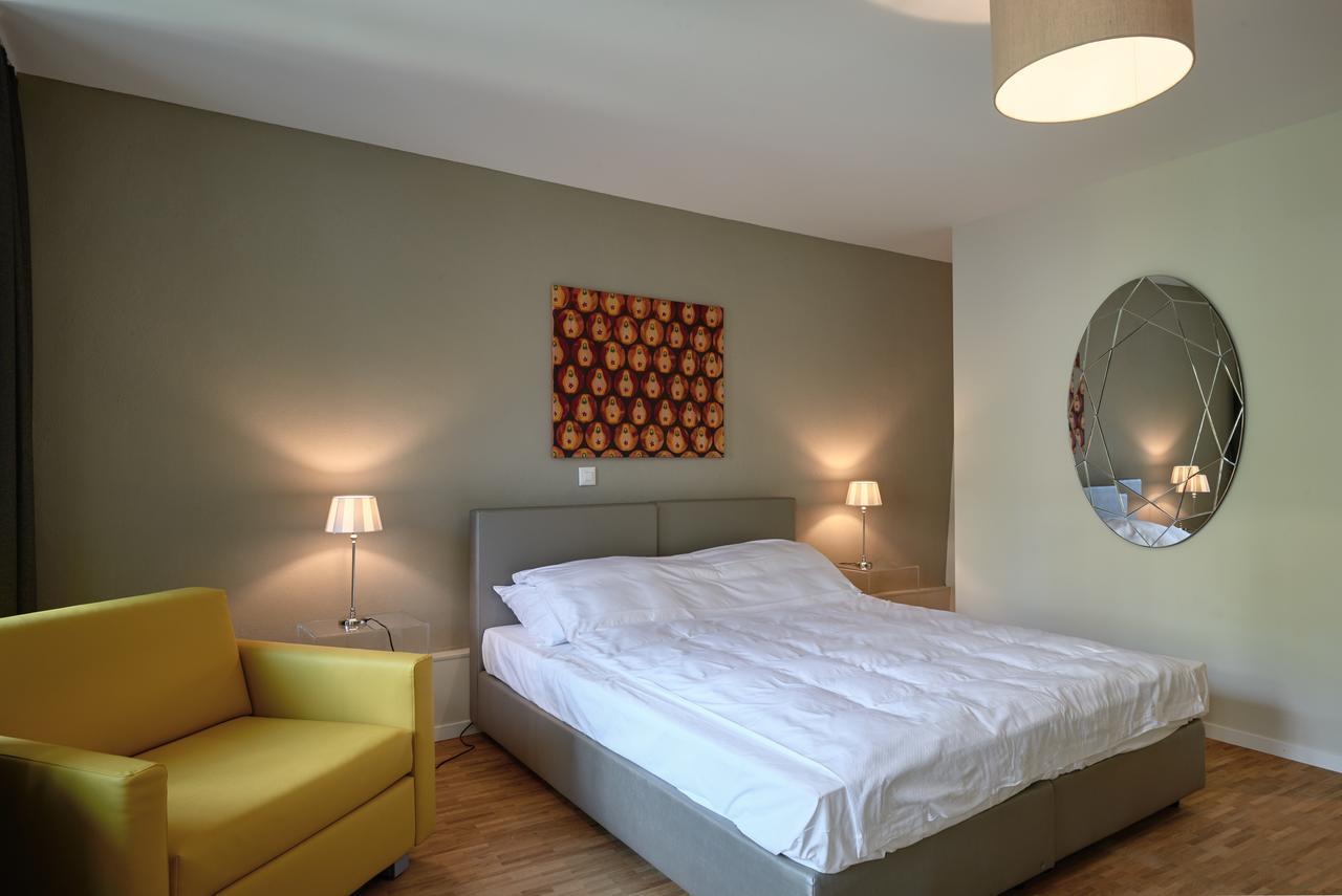 Aparthotel Hine Adon Fribourg Bagian luar foto