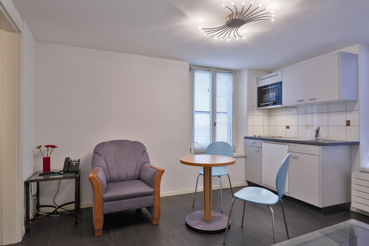 Aparthotel Hine Adon Fribourg Bagian luar foto