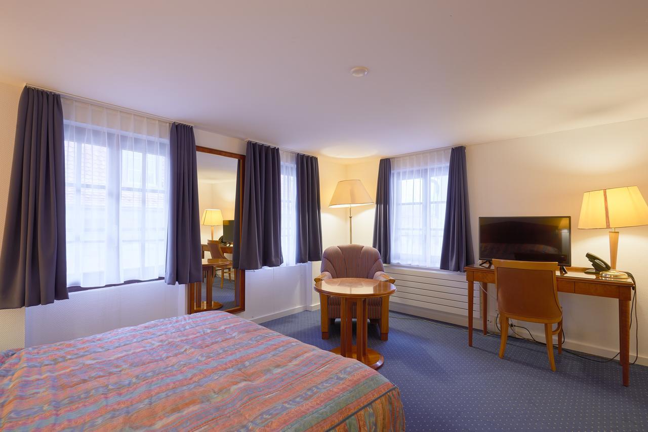 Aparthotel Hine Adon Fribourg Bagian luar foto