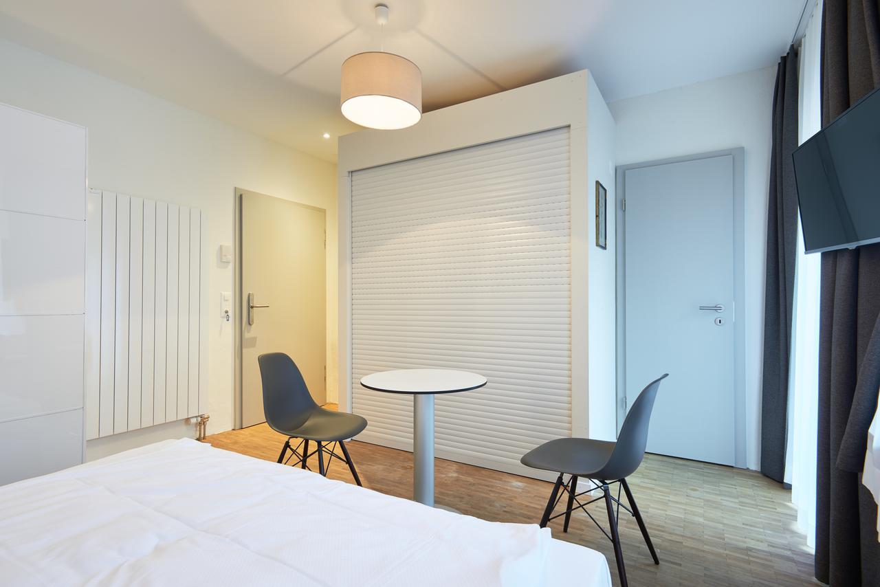 Aparthotel Hine Adon Fribourg Bagian luar foto