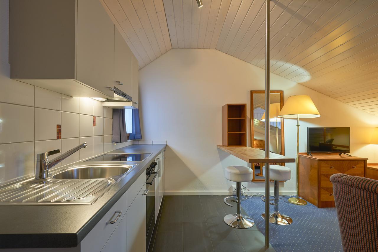 Aparthotel Hine Adon Fribourg Bagian luar foto