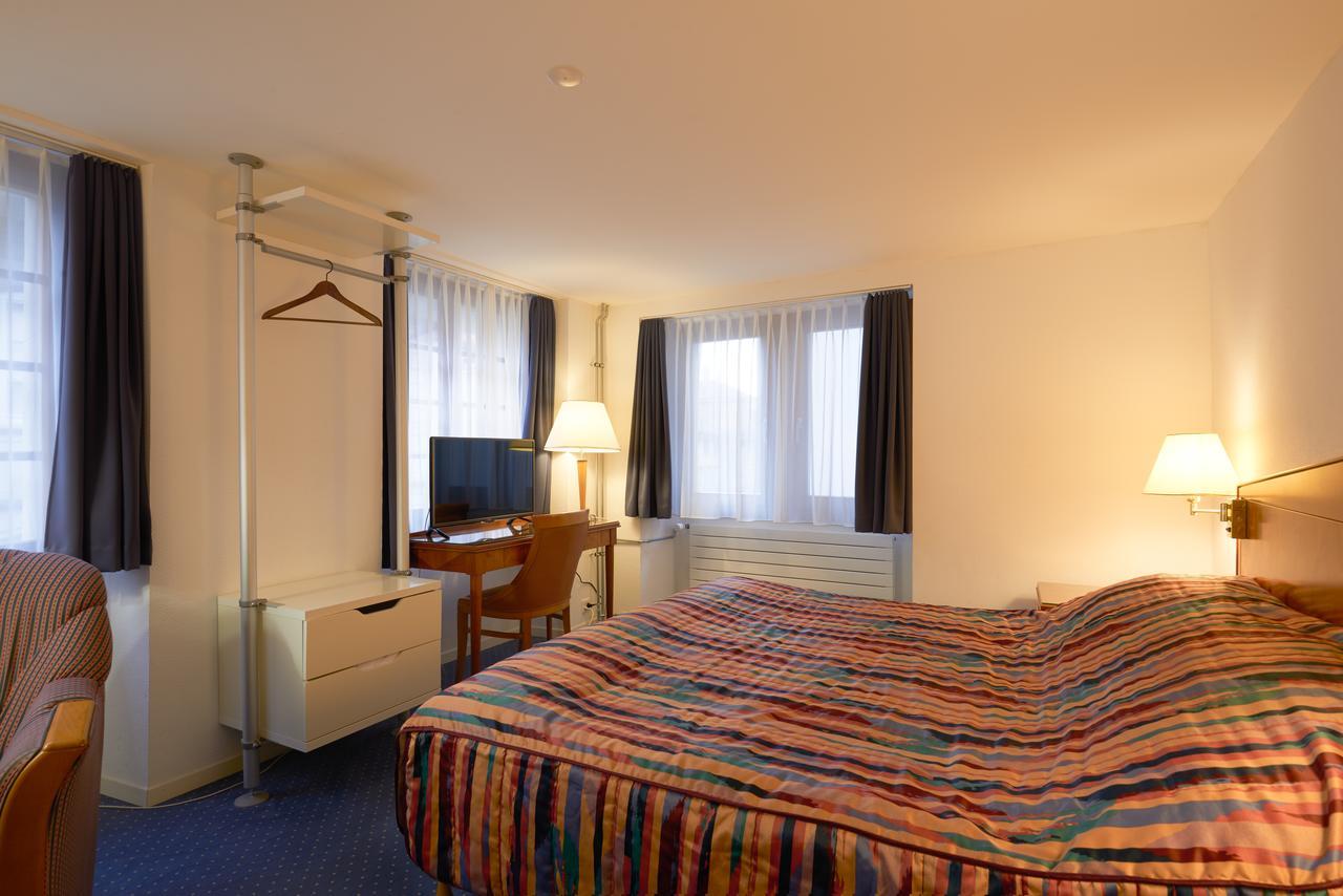 Aparthotel Hine Adon Fribourg Bagian luar foto