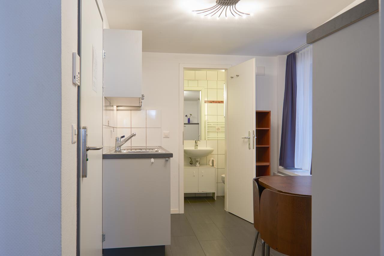 Aparthotel Hine Adon Fribourg Bagian luar foto